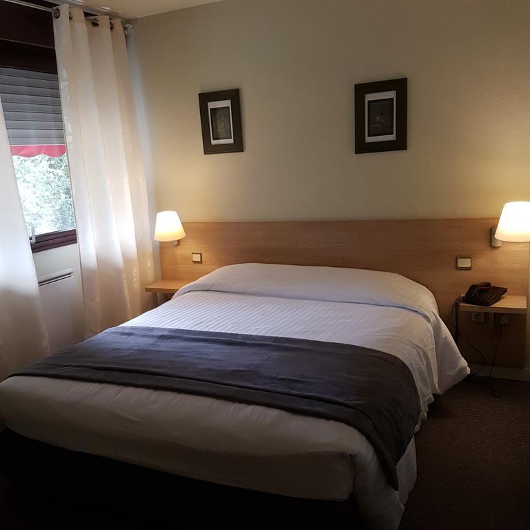 Hotel Restaurant Saint-Benoit Gueugnon ภายนอก รูปภาพ
